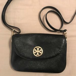 Never used tory burch crossbody